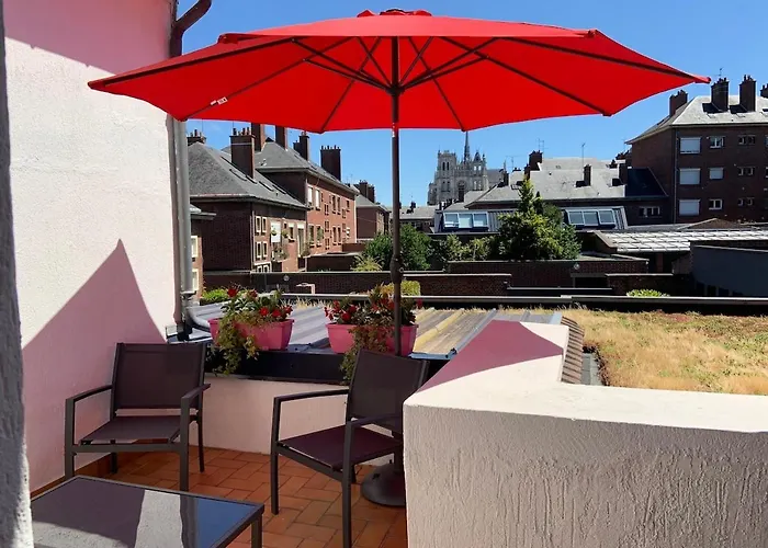 Terrasse Vue Cathedrale Et Beffroi Hyper Centre
